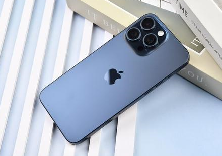 灵台苹果维修点分享iPhone 15 Pro Max屏幕更换全新实操风险 